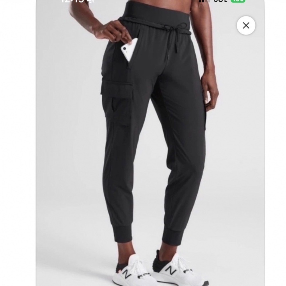 Athleta Sutton Joggers - Black - Size 6
